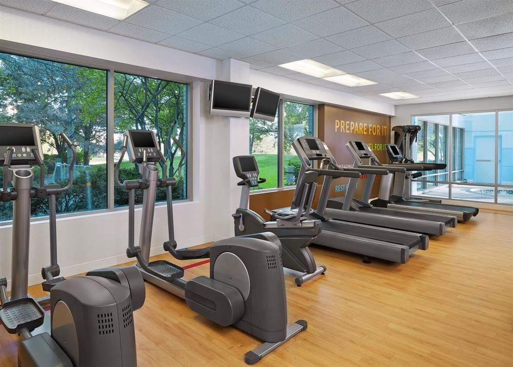 אלק גרוב וילאג' Sheraton Suites Chicago Elk Grove מראה חיצוני תמונה