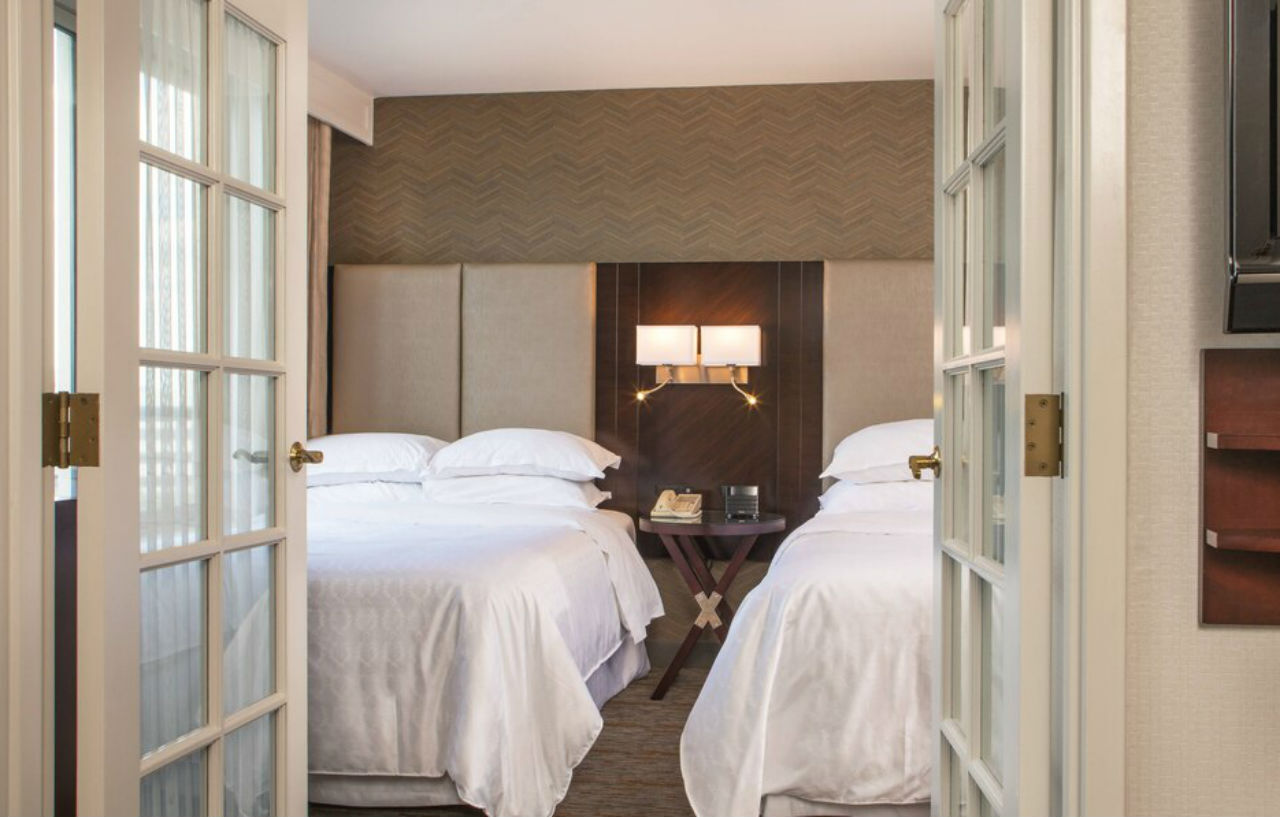 אלק גרוב וילאג' Sheraton Suites Chicago Elk Grove מראה חיצוני תמונה
